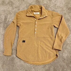 Deso Genevieve Snap Pullover